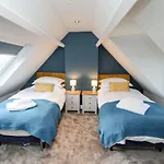Mariner's Watch Tatil Evi Whitby