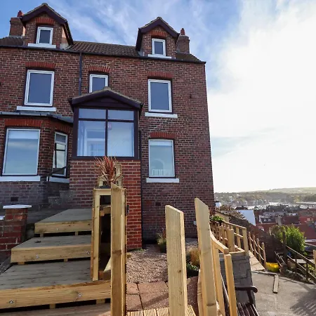 Mariner's Watch ウィットビー