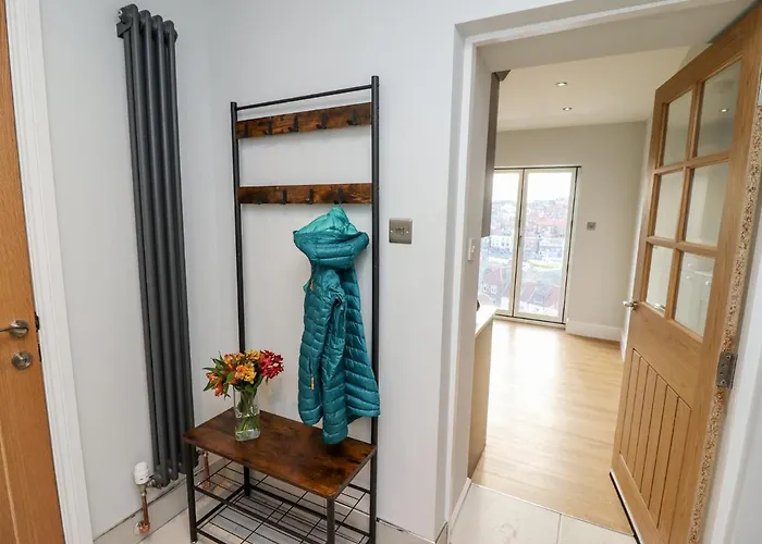 Mariner's Watch * ウィットビー